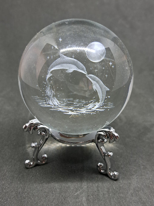 BOULE DE CRISTAL GRAVÉE 3 D - DAUPHINS LOVE - ESOTERYS