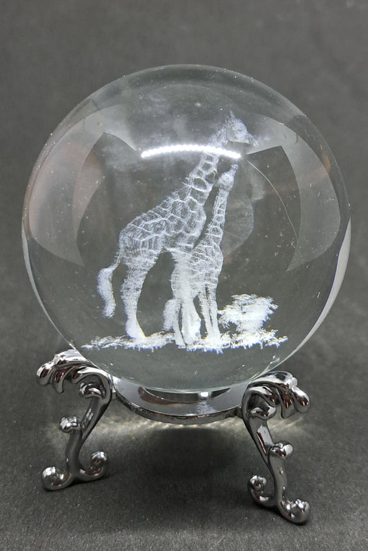 BOULE DE CRISTAL GRAVÉE 3 D - GIRAFES - ESOTERYS