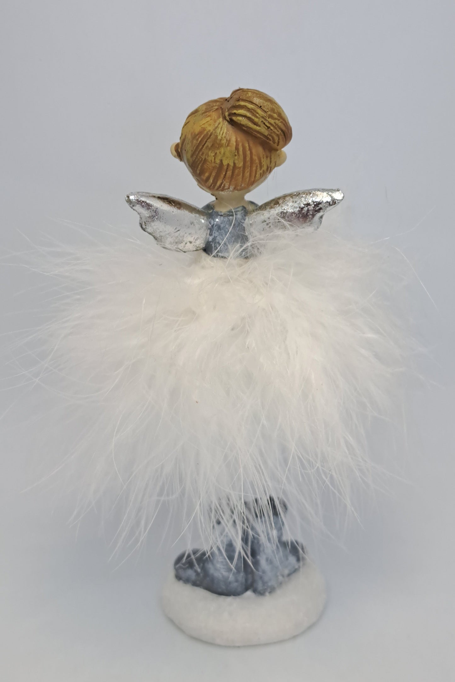 FÉE PLUME ARGENTÉE-GRÂCE ET MAGIE HIVERNALE