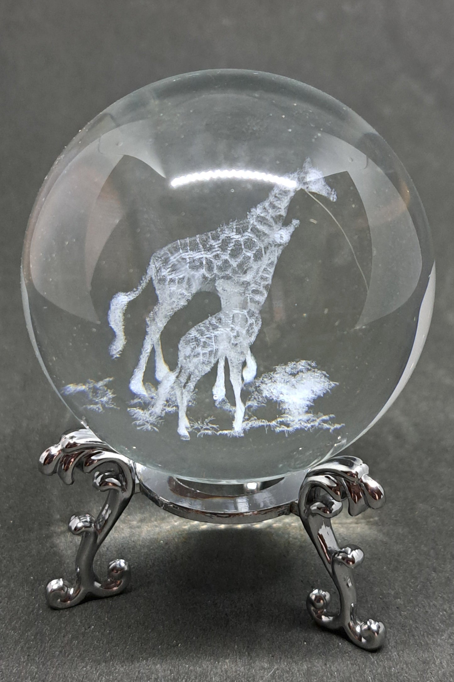 BOULE DE CRISTAL GRAVÉE 3 D - GIRAFES - ESOTERYS