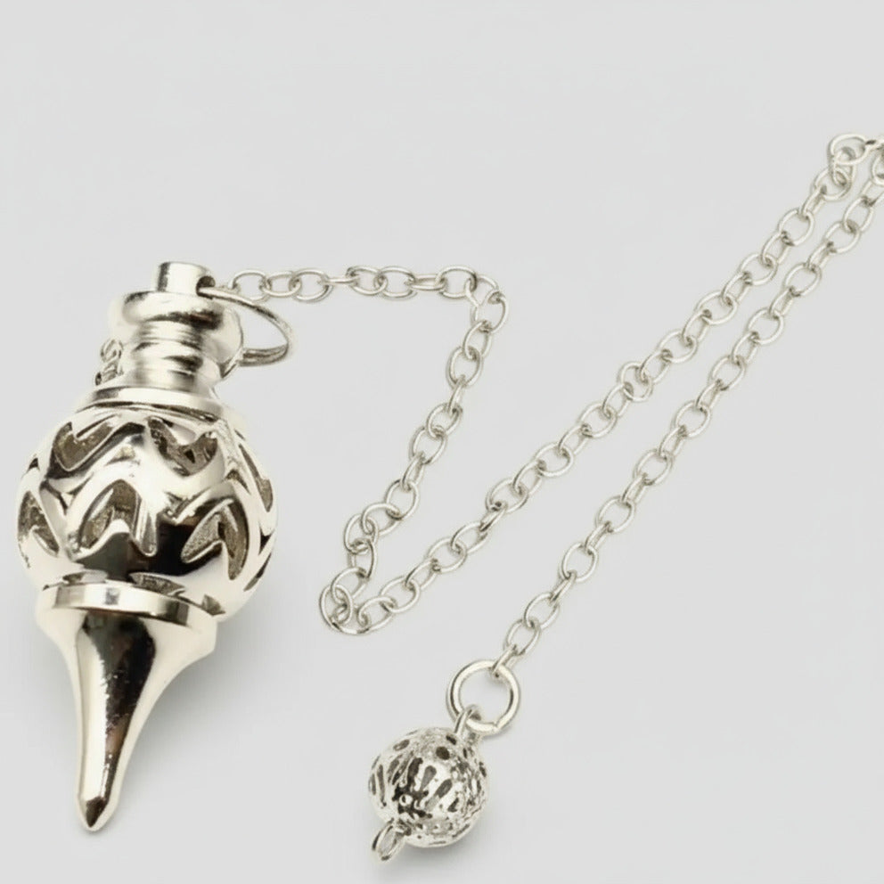 Pendule en Cuivre argenté Creux – Élégance & Précision