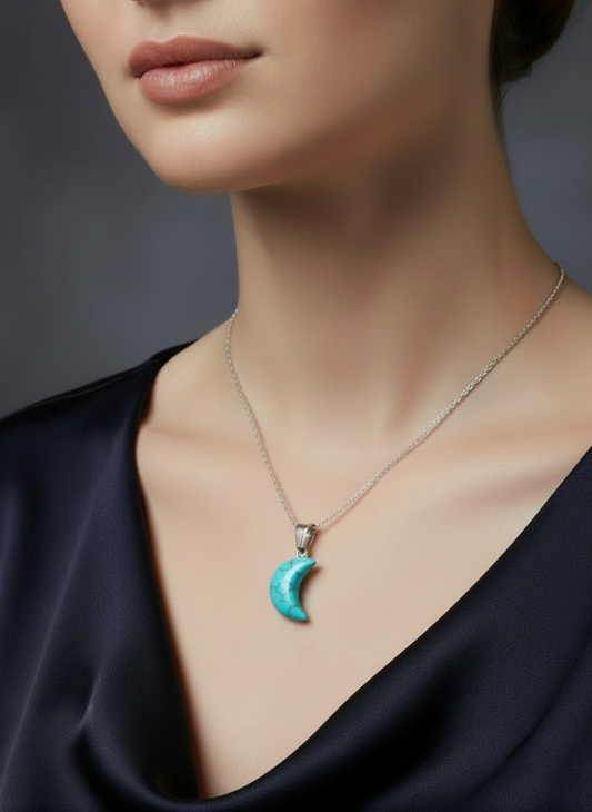 Pendentif croissant de lune- Turquoise synthétique