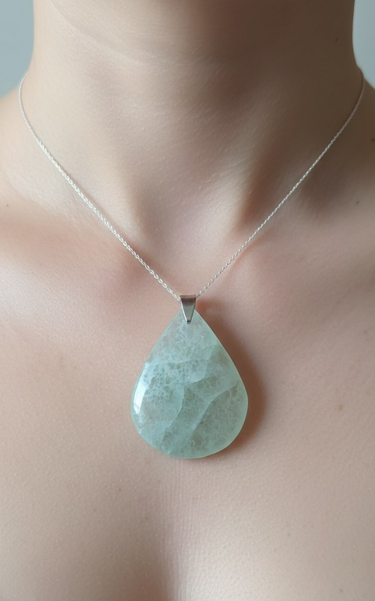 Pendentif pierre plate goutte - Fluorine verte