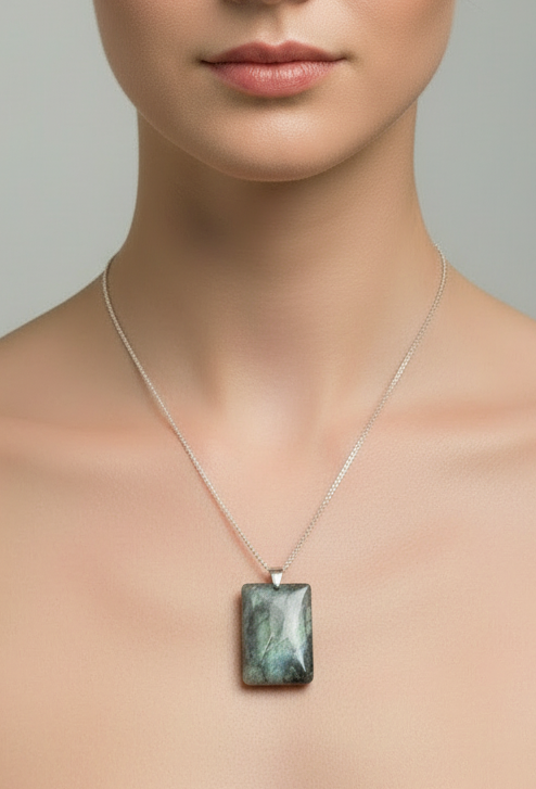 Pendentif pierre plate -  Labradorite violette AA+ Rectangulaire - ESOTERYS